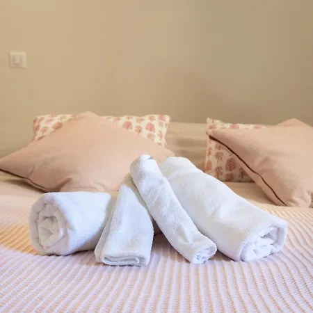 Le Triplex - 8 Pers - Hypercentre - Wifi L'Isle-sur-la-Sorgue